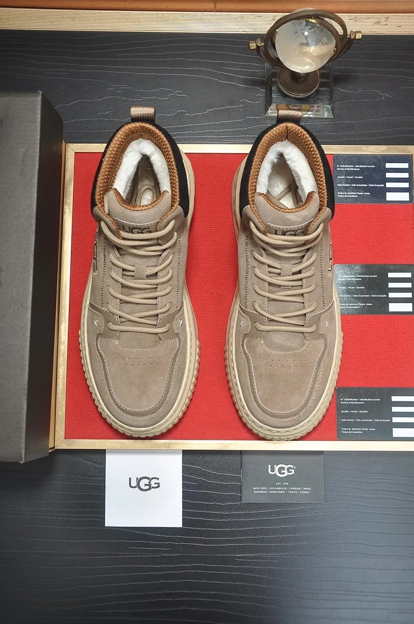 Men's shoes 💰640💶 [UGG] (full wool lining) top-end high-quality fur-in-one warm snow boots from Australia's warm luxury brand men's shoes, UGG-5877 official website synchronized, made of imported cowhide, carefully sewn...Imported rubber foam outsole (comfortable, soft, wear-resistant) The quality is really great...Exquisite workmanship, you can't put it down at first sight, available in sizes 39-44